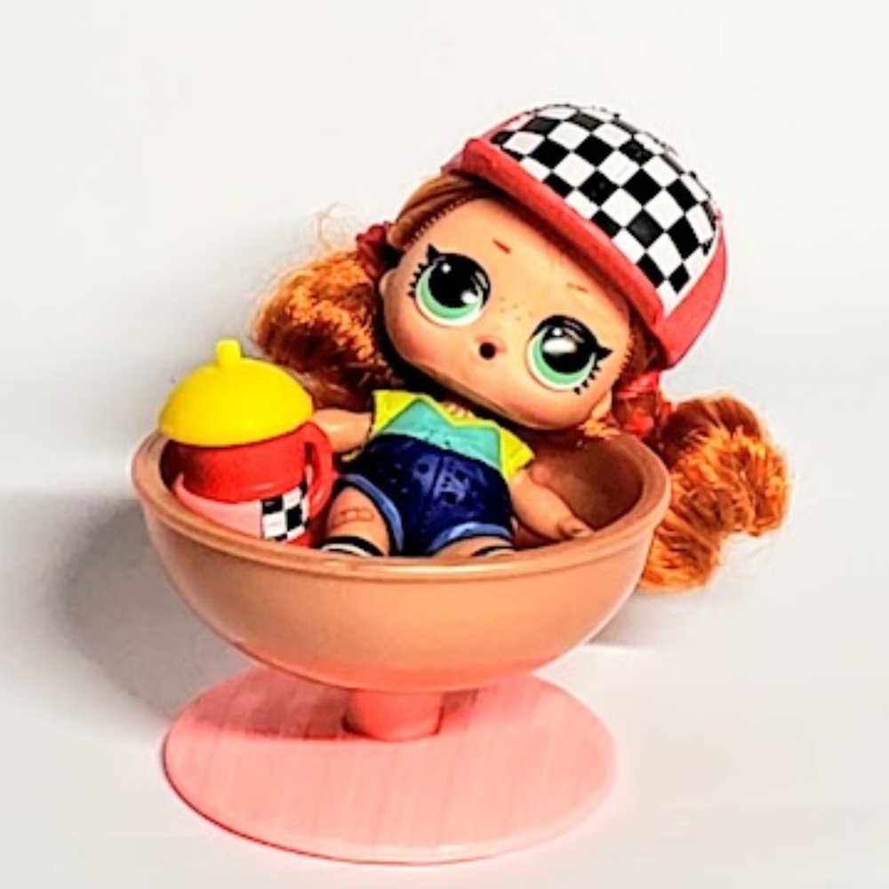 L.O.L. Surprise Hairgoals Makeover Series Sk8tr Girl Doll Plus Fashion Crush